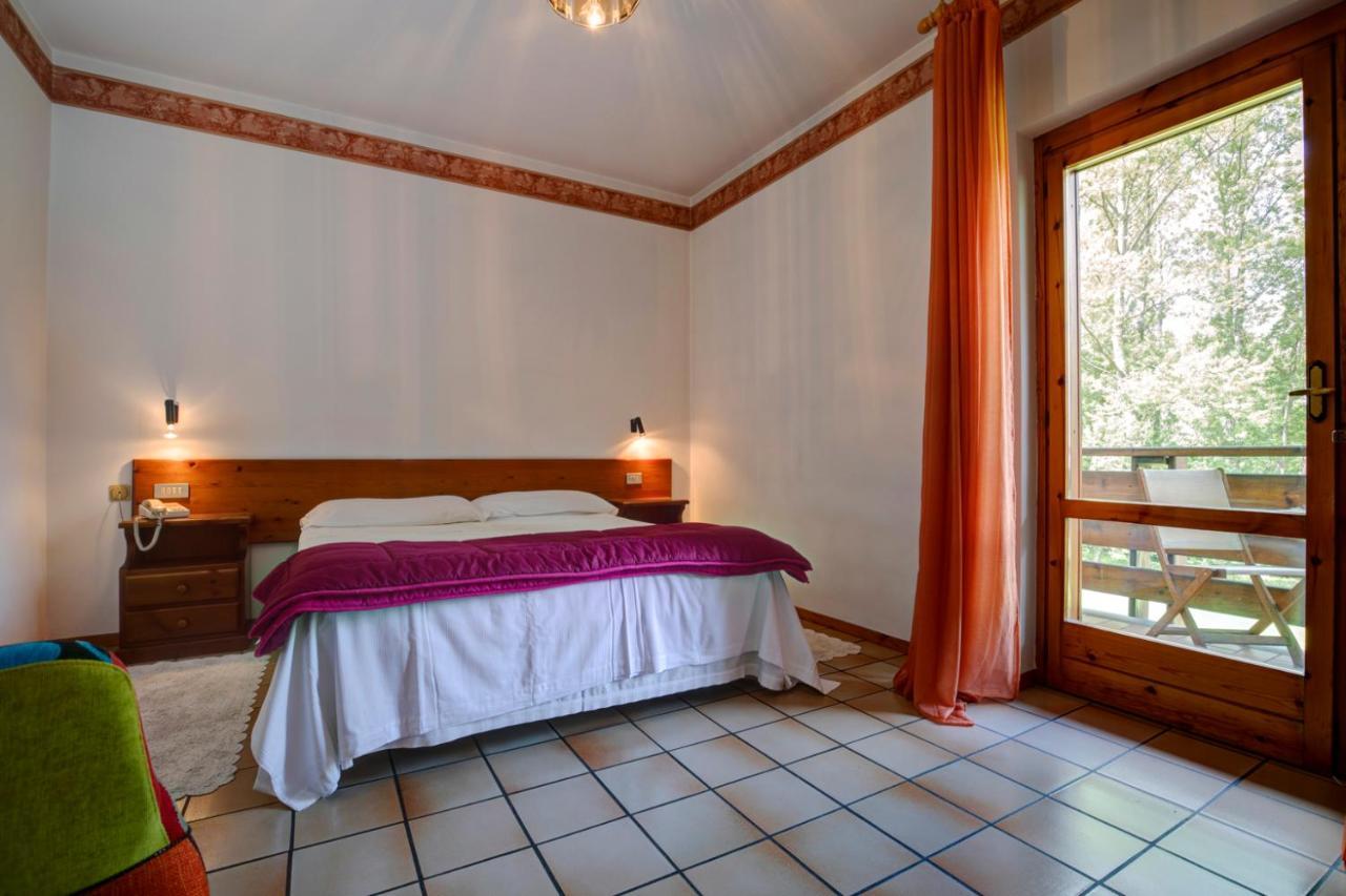 Hotel Petit Foyer Pollein Extérieur photo